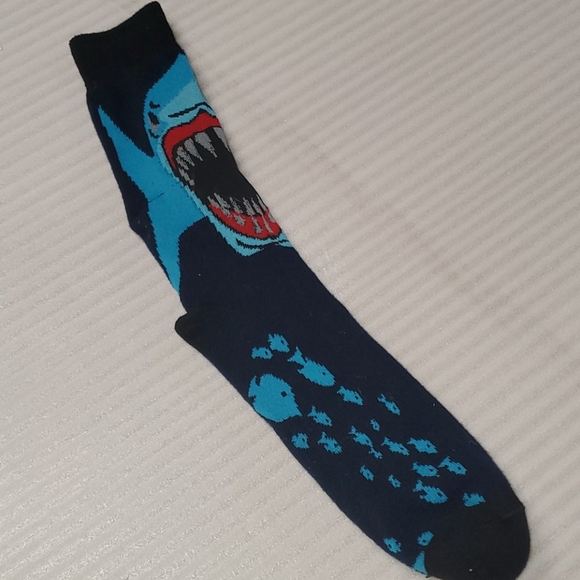 Shark socks NWOT - Picture 1 of 4